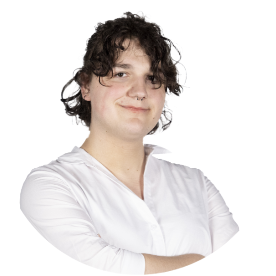 Headshot of Natalie looking towards camera
